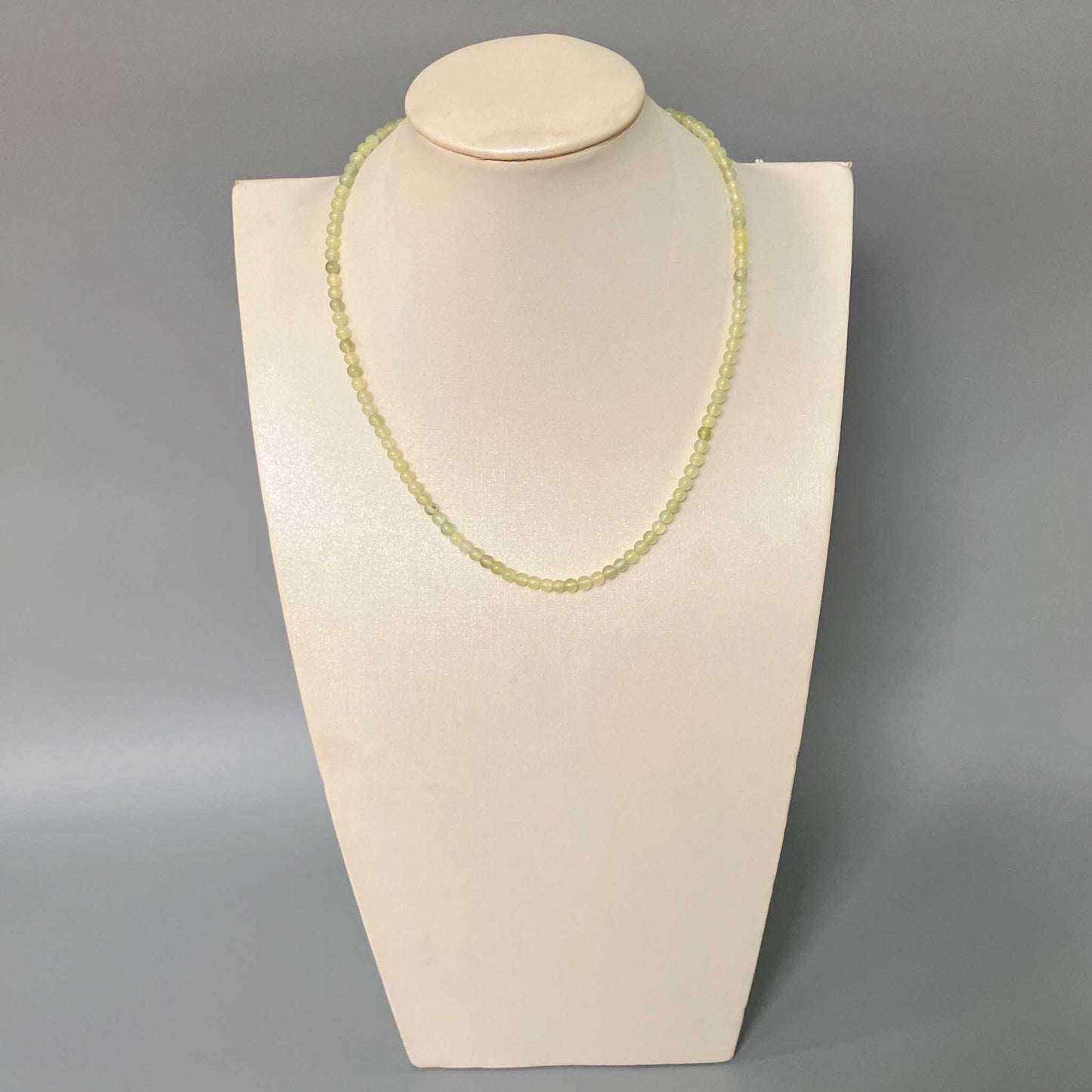 New Jade Round Bead Necklace 4mm A