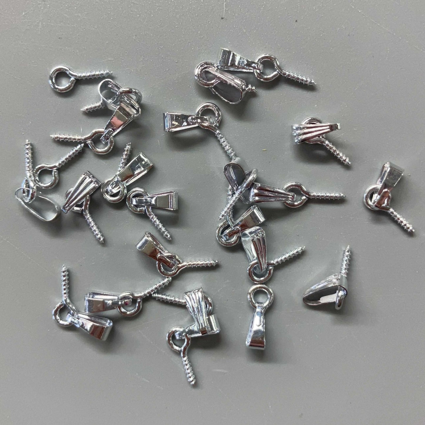 (Stone TBC) Melon Seed Clasp 大瓜子金属扣 (Grade TBC)