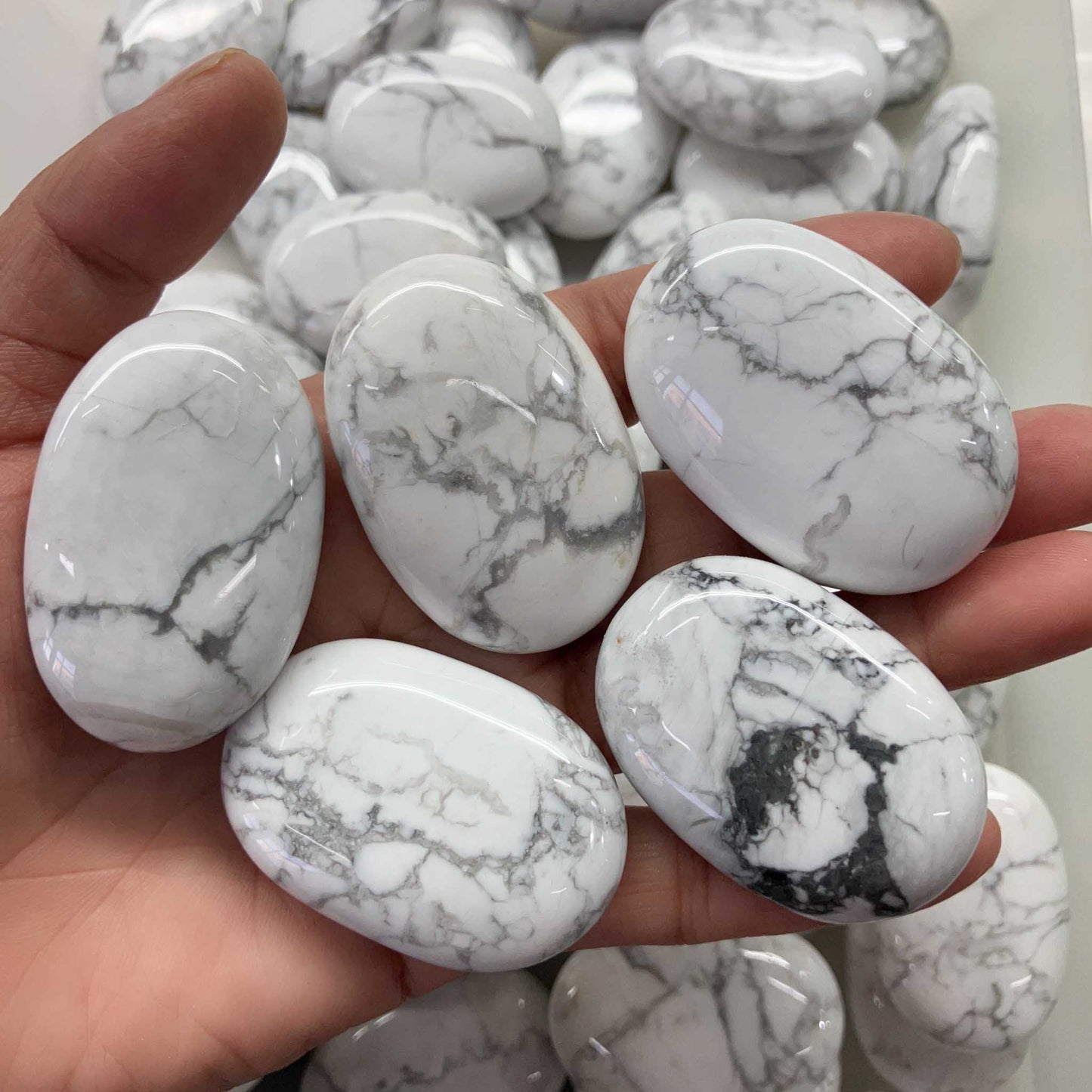 Howlite White Soap stone 13*30*45mm A