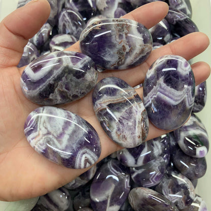 Amethyst Dog Teeth Soap stone 1.8 inch (1.3 x 3 x 4.5cm) A/A+